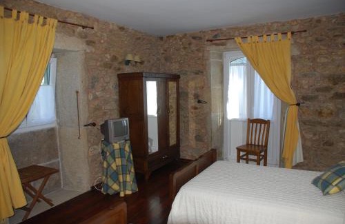 Bayo House | Hotel Rustico Casa Do Vento