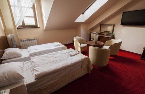 Rytwiany Hotel | Hotel Rytwiany Nowy Dworek