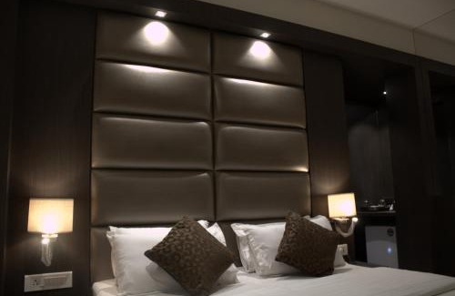 Thane West Hotel | Hotel Sai Sanidhya