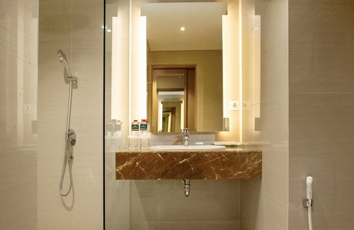 Gresik Hotel | Hotel Santika Gresik