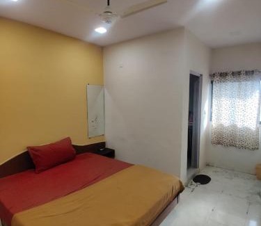 Maninagar House | HOTEL SAROVAR IIN
