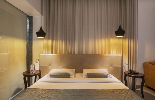 Thane West Hotel | Hotel Satkar Grande