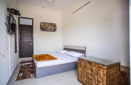 Paltan Bazaar Hotel | Hotel Shiv Kripa