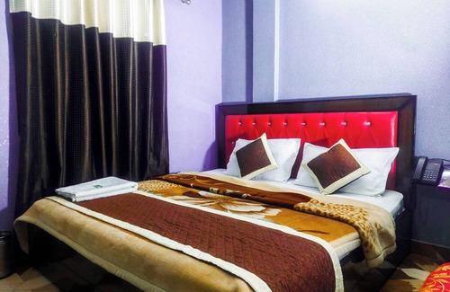 Bullawala Hotel | Hotel Shiva & is