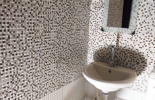 Bullawala Hotel | Hotel Shiva & is