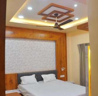 Kallam Hotel | Hotel Shivar
