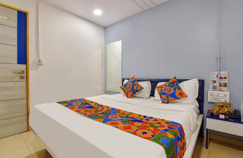 Surat Hotel | Hotel Solitaire, Best Luxurious Hotel AC Rooms In Surat