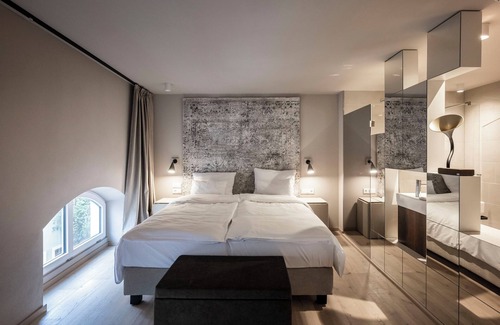 Altstadt Hotel | HOTEL & SPA Goldene Rose