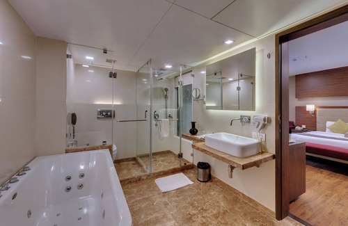 Vastrapur Hotel | Hotel Suba Star, Ahmedabad