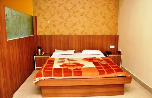 Maharana Pratap Nagar Hotel | Hotel Sudarshan Palace
