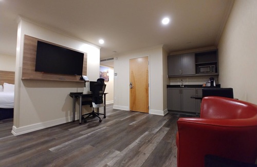 Les Rivieres Hotel | Hotel & Suites Le Dauphin Quebec