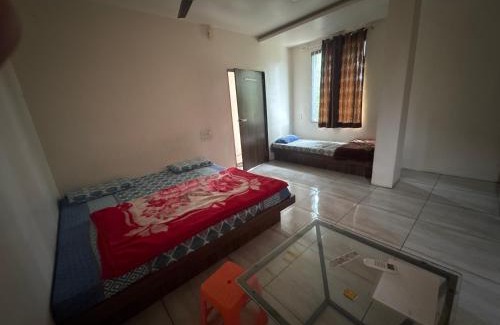 Thandla Hotel | Hotel Suraj palace Thandla