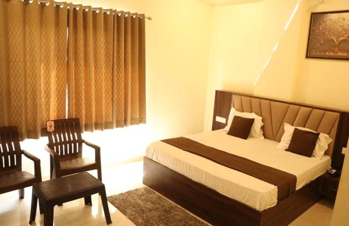 Bandikui Hotel | Hotel Swaroop