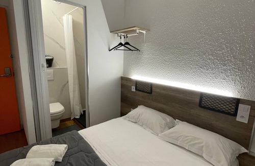Frontignan Hotel | Hotel Thania