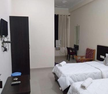 Kushinagar Bed & Breakfast | Hotel the Ideal