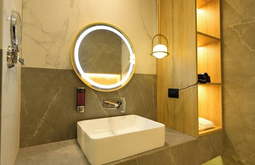 Kharar Hotel | HOTEL THE PARK GATE