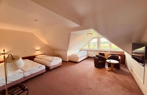 Pinneberg Hotel | Hotel Thesdorfer Hof