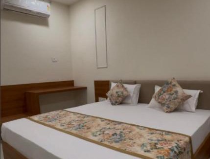 Harda Hotel | Hotel Tilak