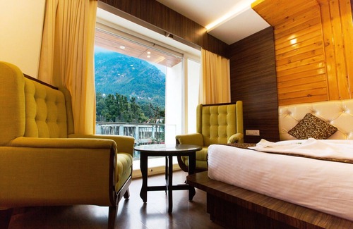 Bhagsu Nag Hotel | Hotel Trinity Heights