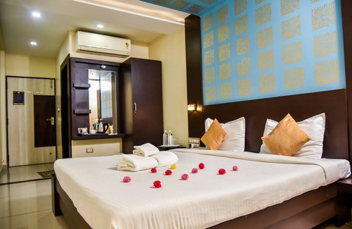 Bhuj Hotel | Hotel Tulsi Residency