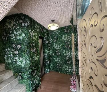 Sadashiv Peth Bed & Breakfast | Hotel Tushar