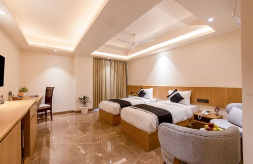 South City I Hotel | Hotel Urban Oasis Near Millennium Metro