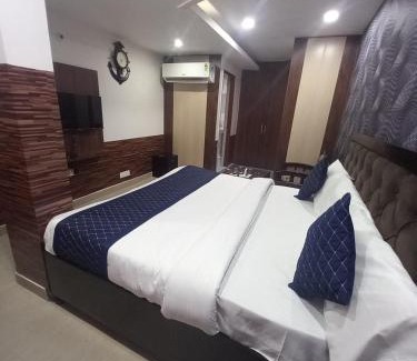 Sector 45 Hotel | Hotel Vaishali