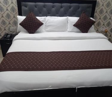 Sector 45 Hotel | Hotel Vaishali