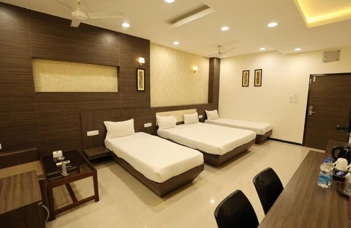 Guna Hotel | Hotel Varun