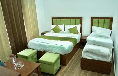 Kharsali Hotel | Hotel VASURAI and RESTAURANT
