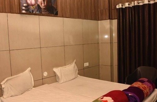 Mohangarh Hotel | Hotel Vills Guest House Lucknow