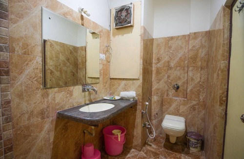 Marhi Hotel | Hotel Vishnu Villas