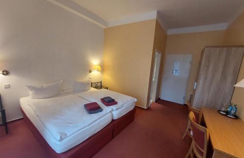 Prieros Hotel | Hotel Waldhaus Prieros