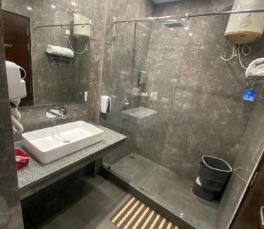 Ambala Hotel | Hotel Wedcation By Tivoli - Ambala