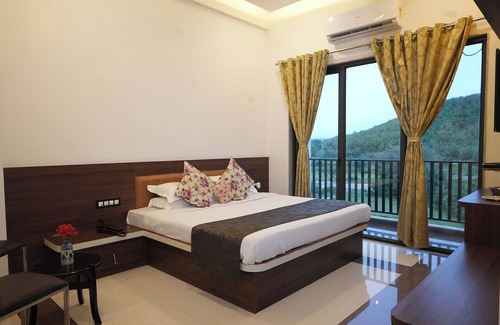 Ratanpur Hotel | Hotel White Lotus