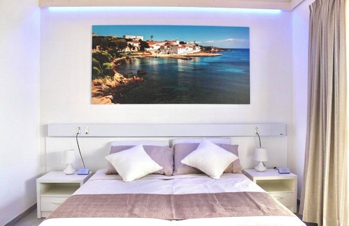 Stintino Hotel | Hotel with swimming pool near Stintino