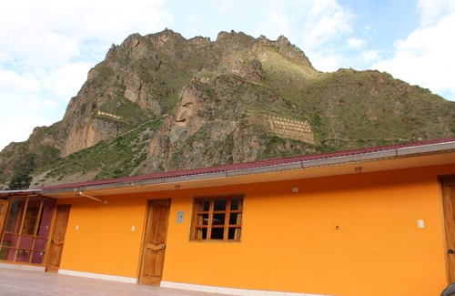Ollantaytambo Apartment | Hotel with view to the Mountains