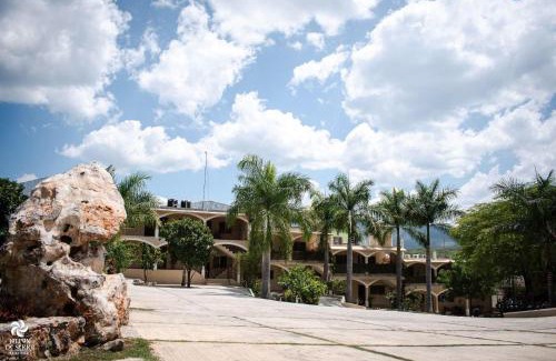 Jalpan de Serra Hotel | Hotel y Restaurante Villas Del Sol Jalpan de Serra