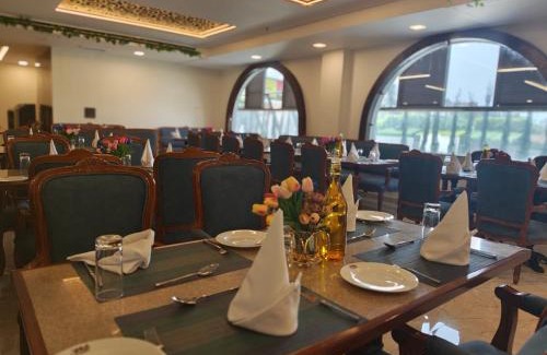 Dehradun Hotel | Hotel YKM Crown
