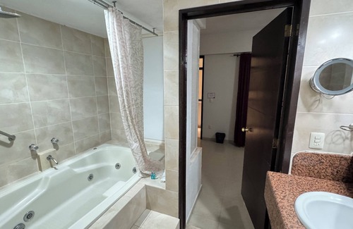 Ciudad Guzman Hotel | Hotel Zapotlan