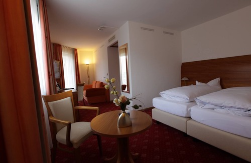 Kandel Hotel | Hotel zur Pfalz