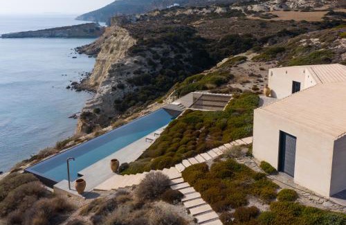Milos Villa | Hourglass Villa's Milos