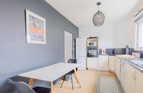 Plouneour-Brignogan-Plages House | House 8/10pers 200 m from the beach, jacuzzi