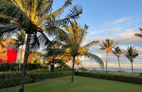 Barra do Gil House | House facing the sea and on the best beach in Penha