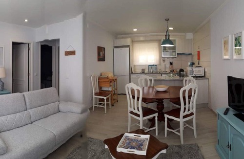 Aiana de Cima Villa | House in Farmhouse c /2. 000 m2, rural environment, near excellent beaches