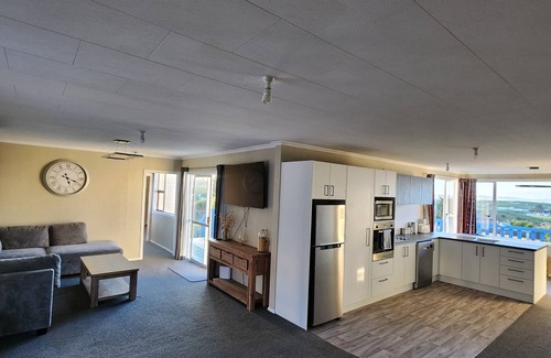 Kaka Point House | House in Kaka Point