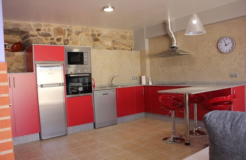 Bueu House | House in Pazo Gallego with sea and garden views