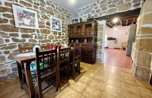 Mazcuerras House | HOUSE LOS NOGALES DE IBIO