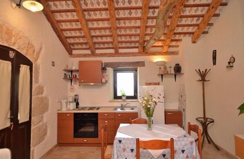 Sveta Jelena House | House Nadija (58631-K1) - Sv.Jelena