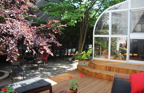 Longueuil House | House near Montreal with swimming pool